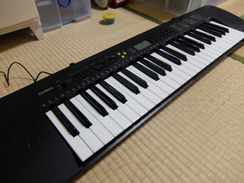 電子ピアノ2.JPG